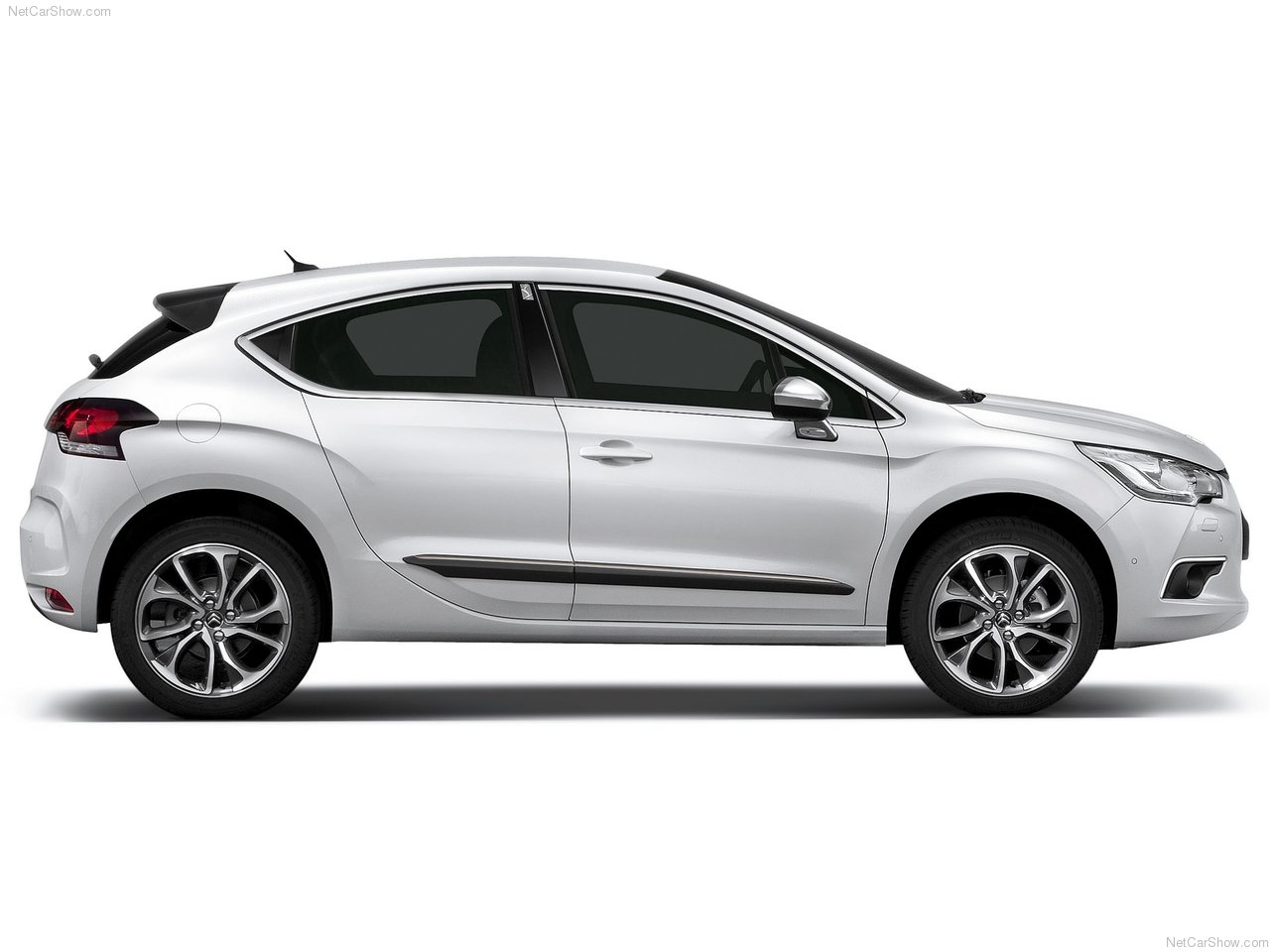Ds Automobiles Ds 4